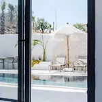 Alacope Hotel *