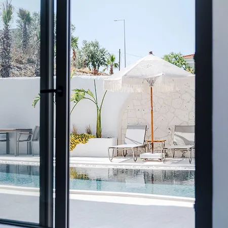 Alacope Hotel *